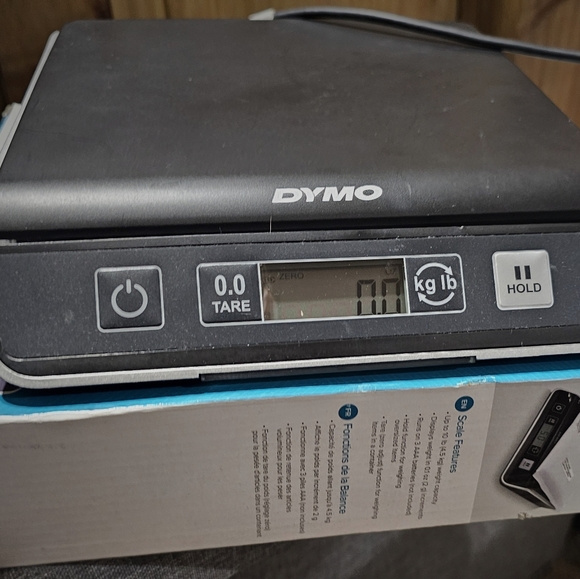 Digital postal scale - Picture 2 of 5